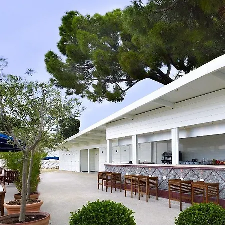 Hotel Belles Rives 5*