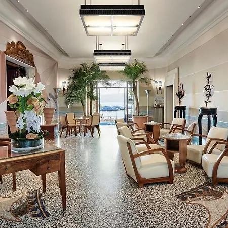 贝勒里弗斯酒店 胡安莱潘