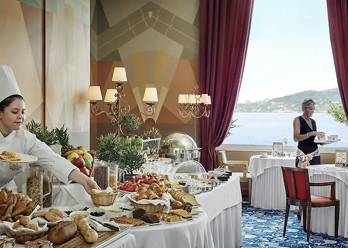 Hotel Belles Rives 5*